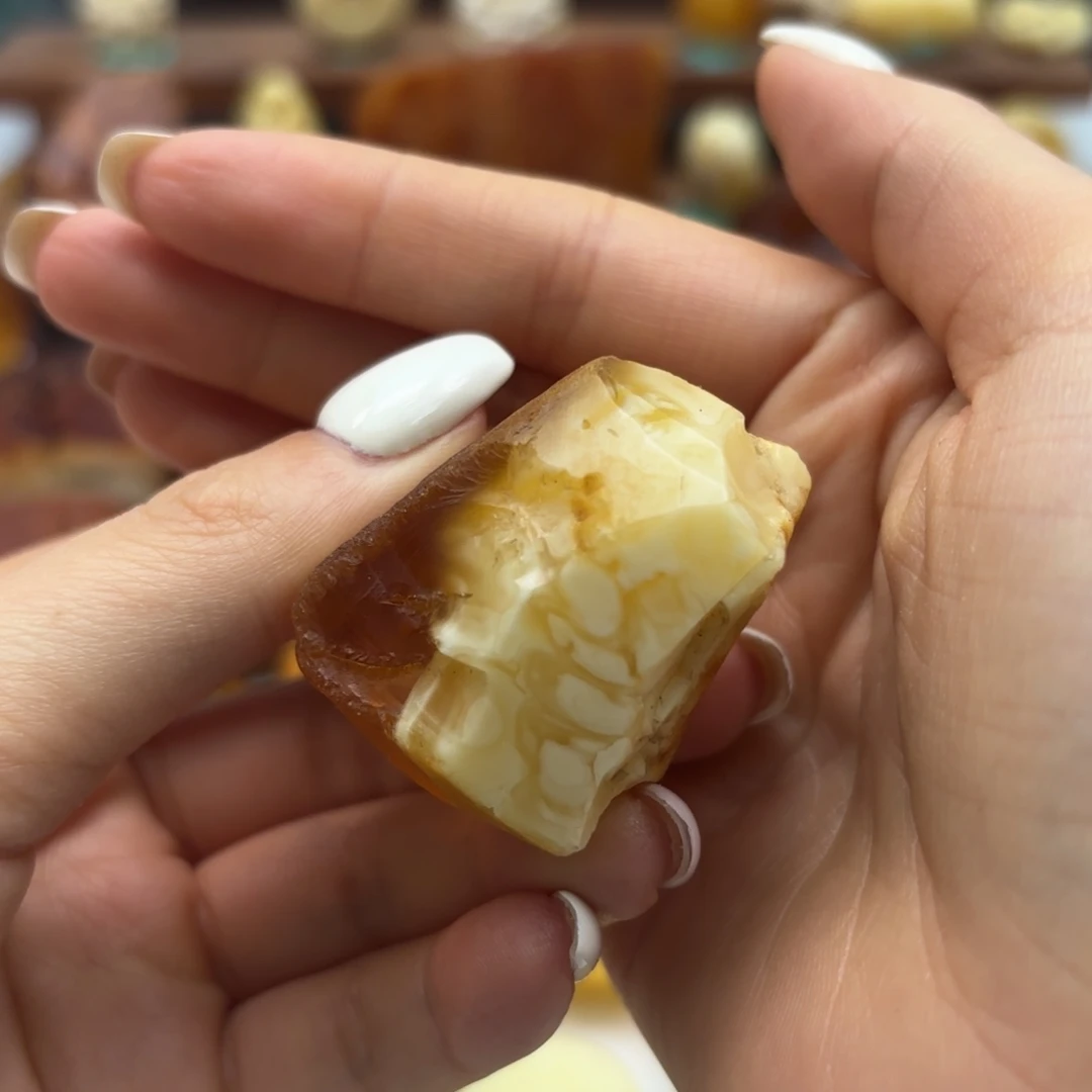 沉***淀定制琥珀未镶嵌不退不换