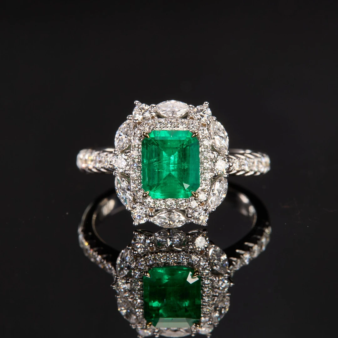 如苑珠宝18K金祖母绿戒指/1.11