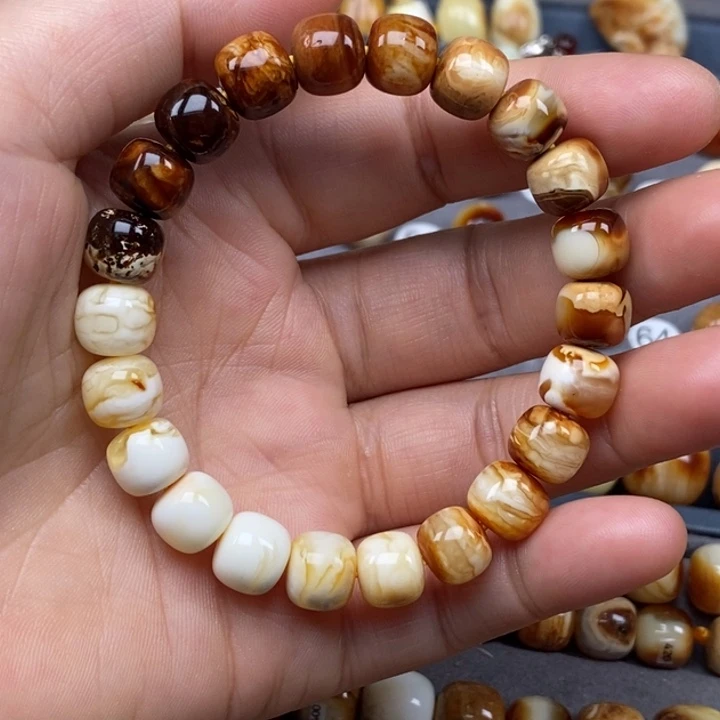 未镶嵌蜜蜡珠宝奇石