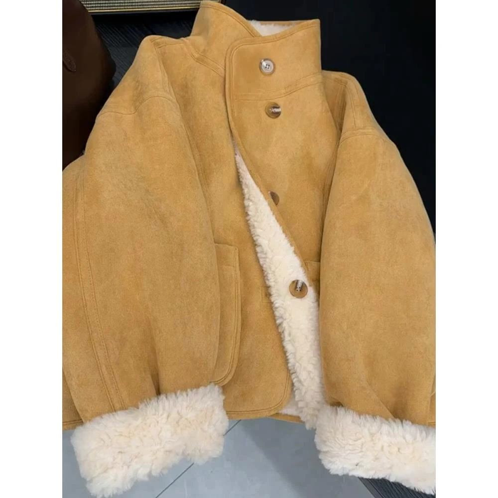 两面穿皮毛一体短外套女2025新款秋冬季羊羔绒立领夹克保暖