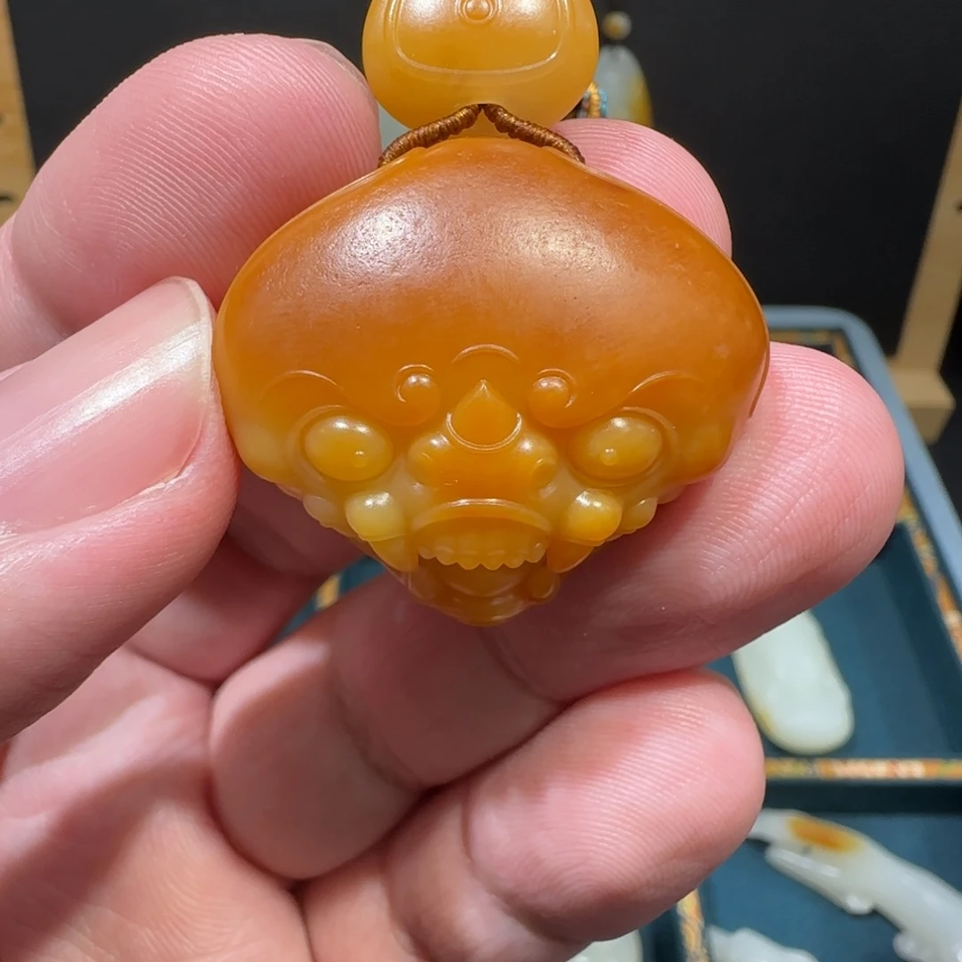 和田玉未镶嵌吊坠(不含链)纳**司