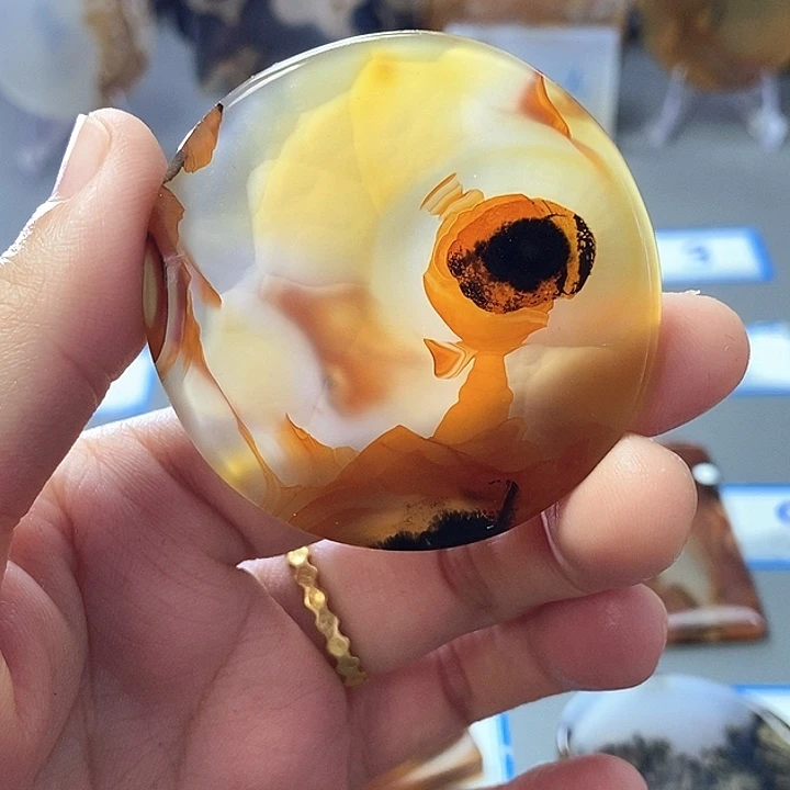 玛瑙/玉髓未镶嵌珠宝半成品