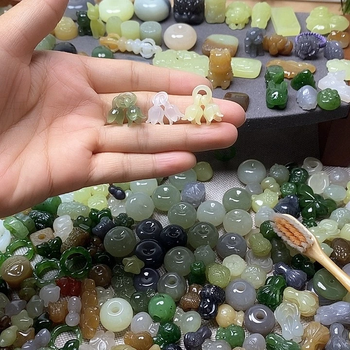 未镶嵌和田玉挂件铃兰花238一个多样性发其一