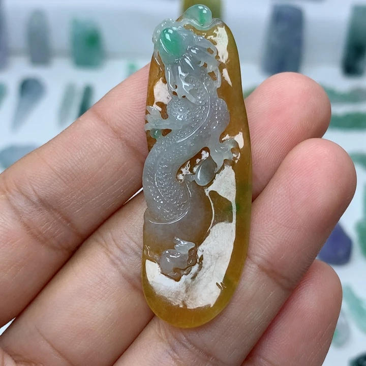 吊坠(不含链)未镶嵌翡翠