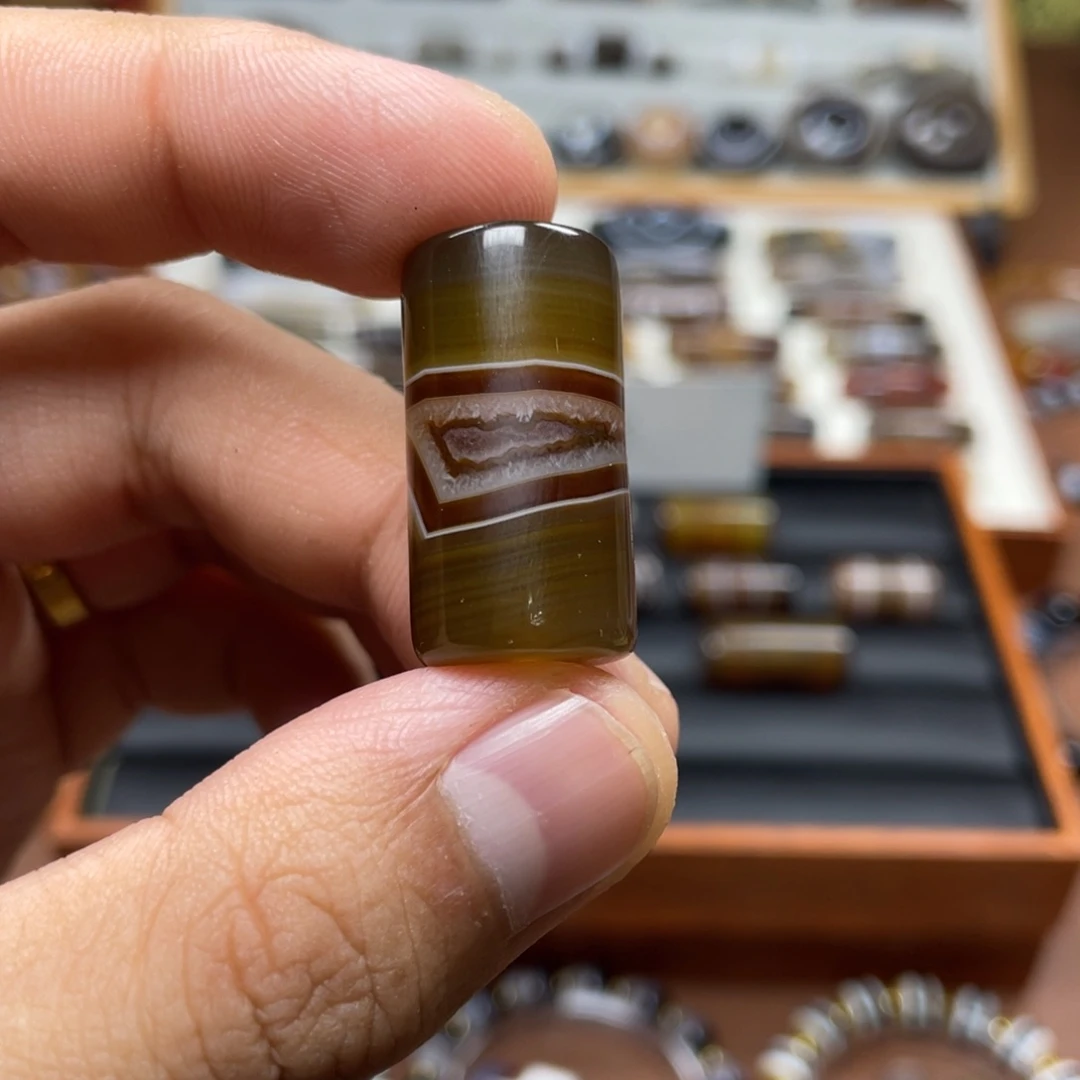 抖***抖玛瑙/玉髓未镶嵌配饰