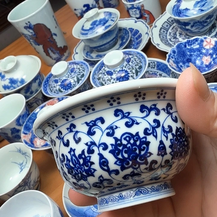 手绘缠枝莲压手杯