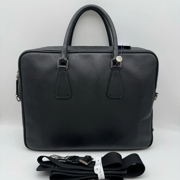 95新 Prada/普拉达 黑色十字纹手提公文包/男士2075