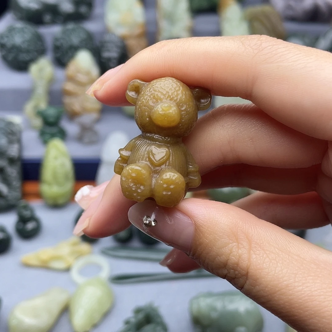 和田玉未镶嵌挂件