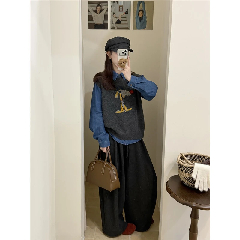 复古气质穿搭套装女卡通图案针织马甲叠穿翻领长袖牛仔衬衫阔腿裤