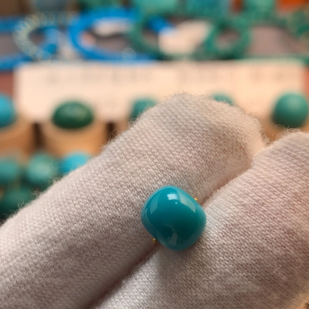 绿松石未镶嵌挂件7.9mm