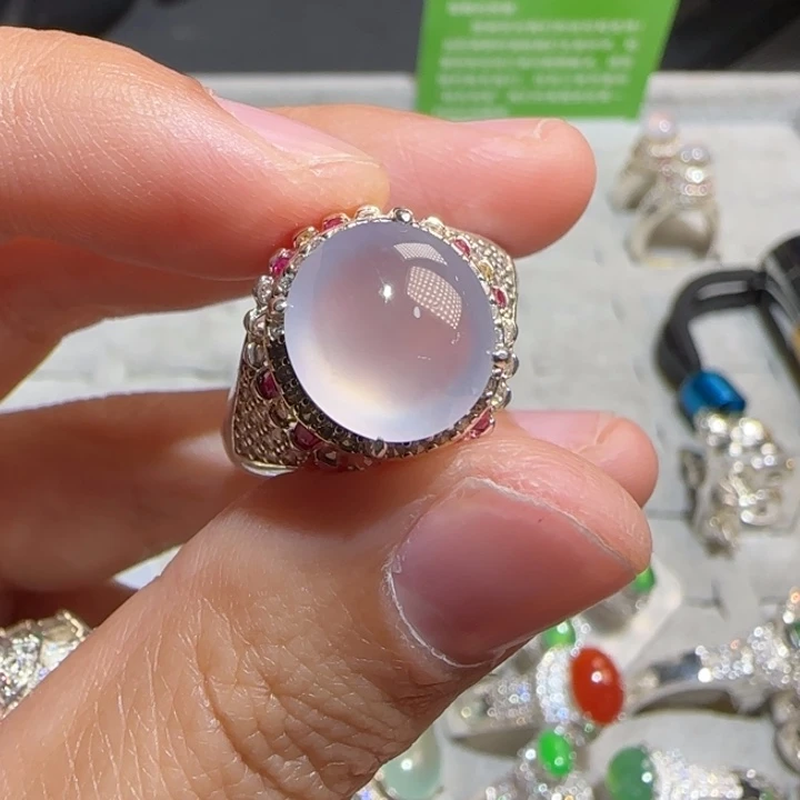 定制翡翠未镶嵌翡翠