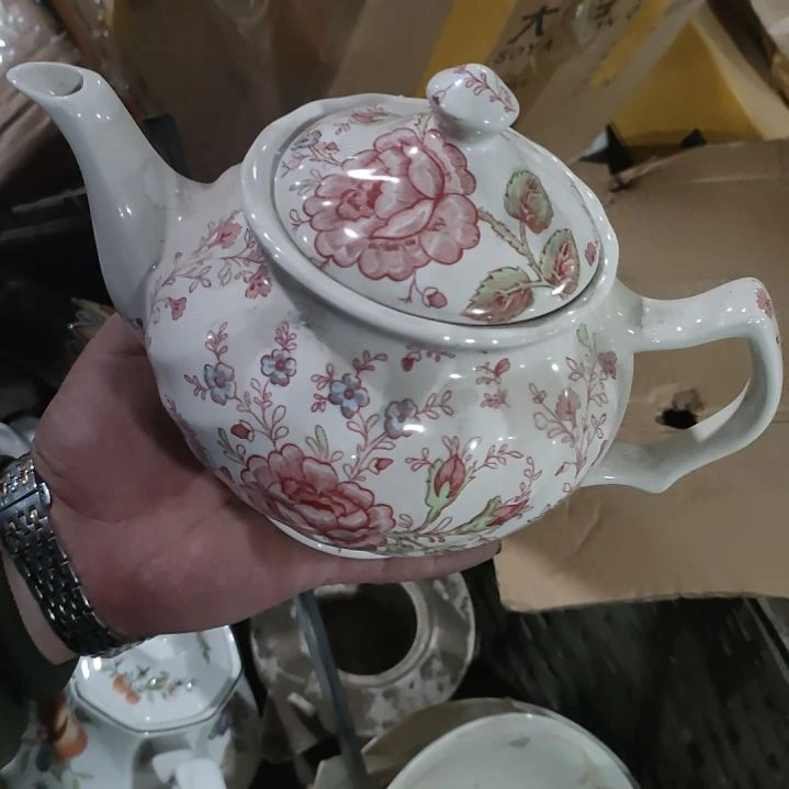 摆件陶瓷盘子碗啥都有