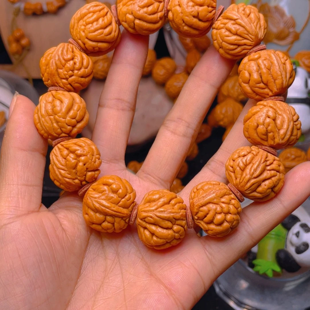 小***兵桃核吊坠秀秀秀秀282828