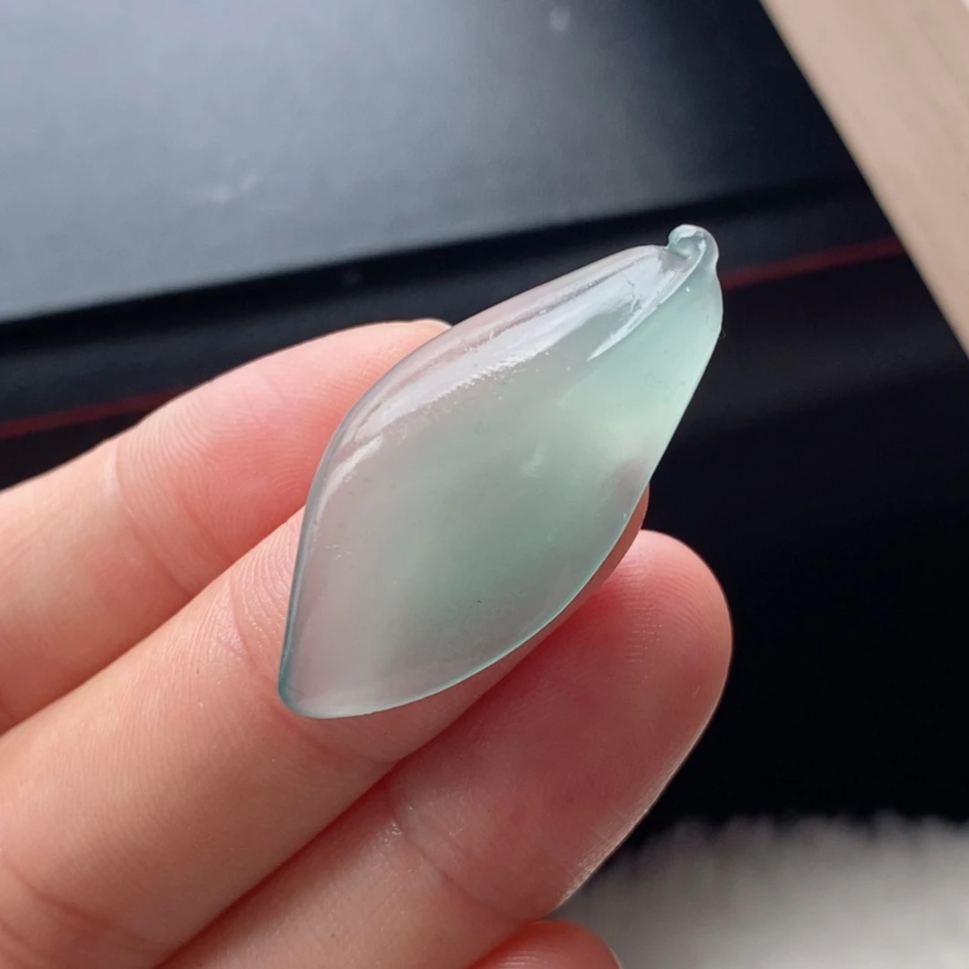 定制翡翠未镶嵌树叶