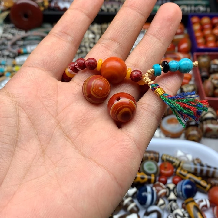 小***白玛瑙/玉髓未镶嵌吊坠(赠链)