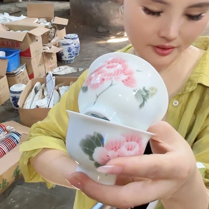 景德镇高温陶瓷芙蓉茶碗一对