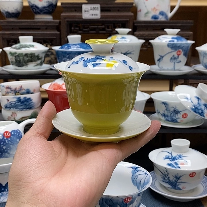 手绘葫芦果160cc盖碗釉下彩微瑕福利款