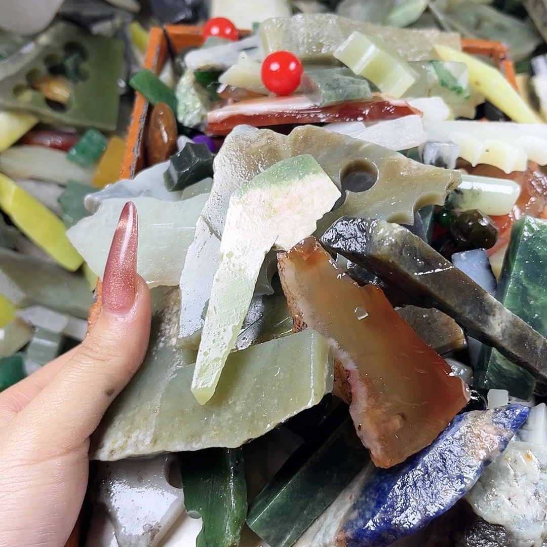 颈饰未镶嵌和田玉（糖玉）爱***赢
