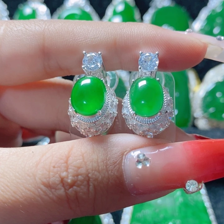 翡翠颈饰未镶嵌