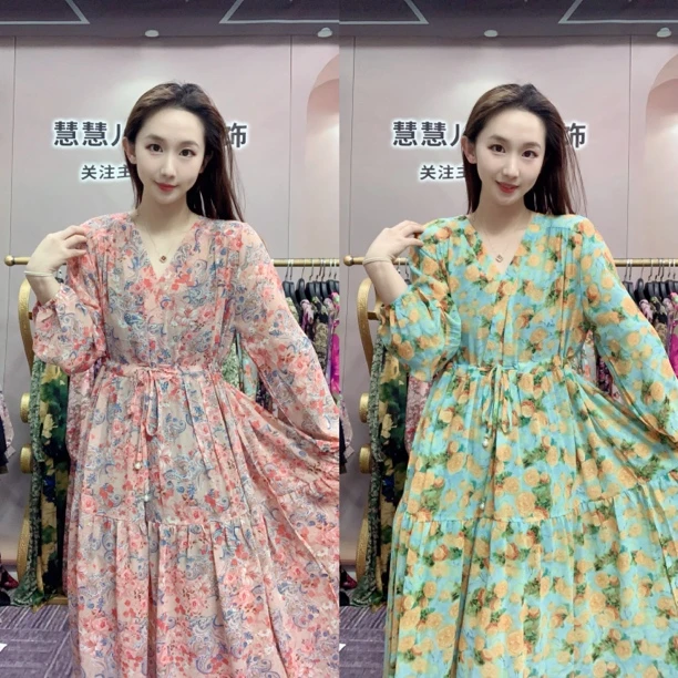 2025新款夏季减龄中间抽绳甜美气质时尚大码洋气小众连衣裙