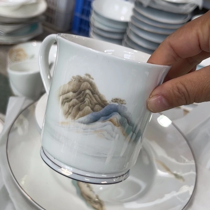 瓷片千里杯子两个微瑕