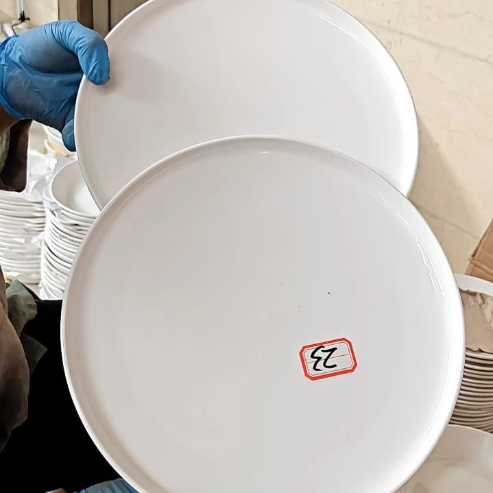 瓷片陶瓷盘子碗啥都有