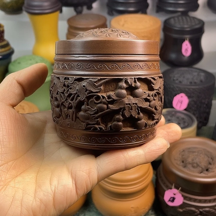 一对茶色葫芦万代。 微瑕