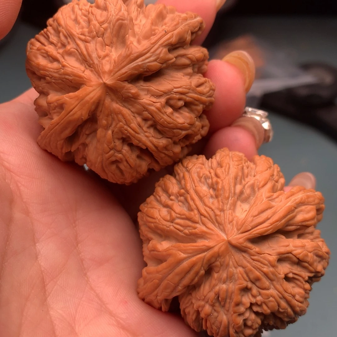 文玩核桃把件东**铁粗筋43