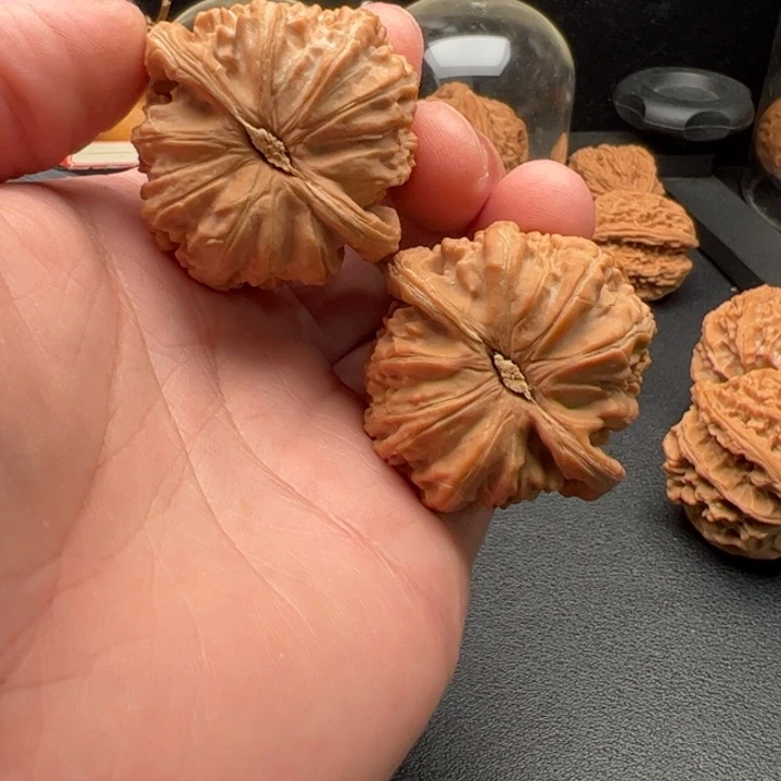 把件文玩核桃42球白