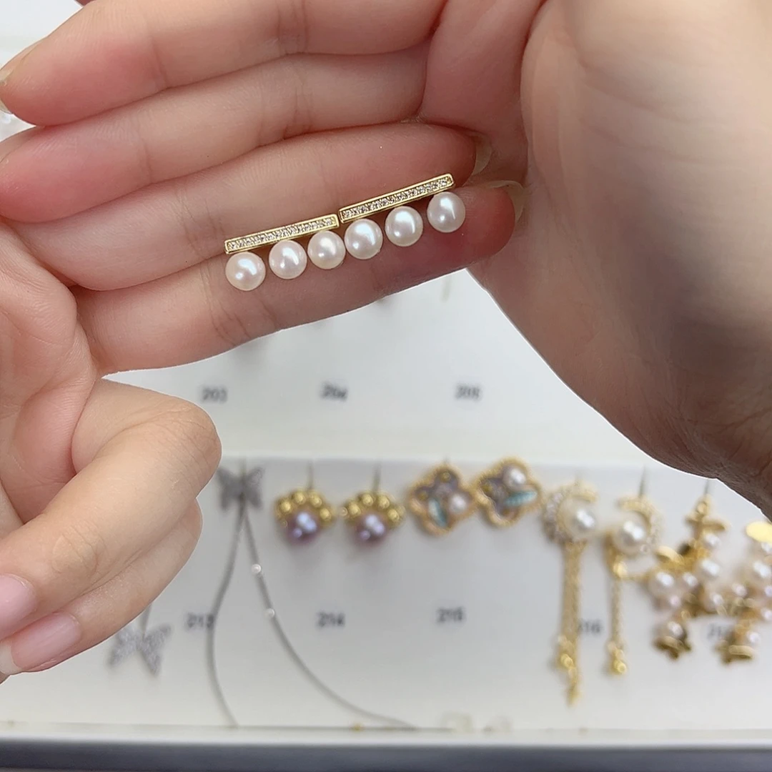 周***@银S925镶嵌淡水珍珠耳饰