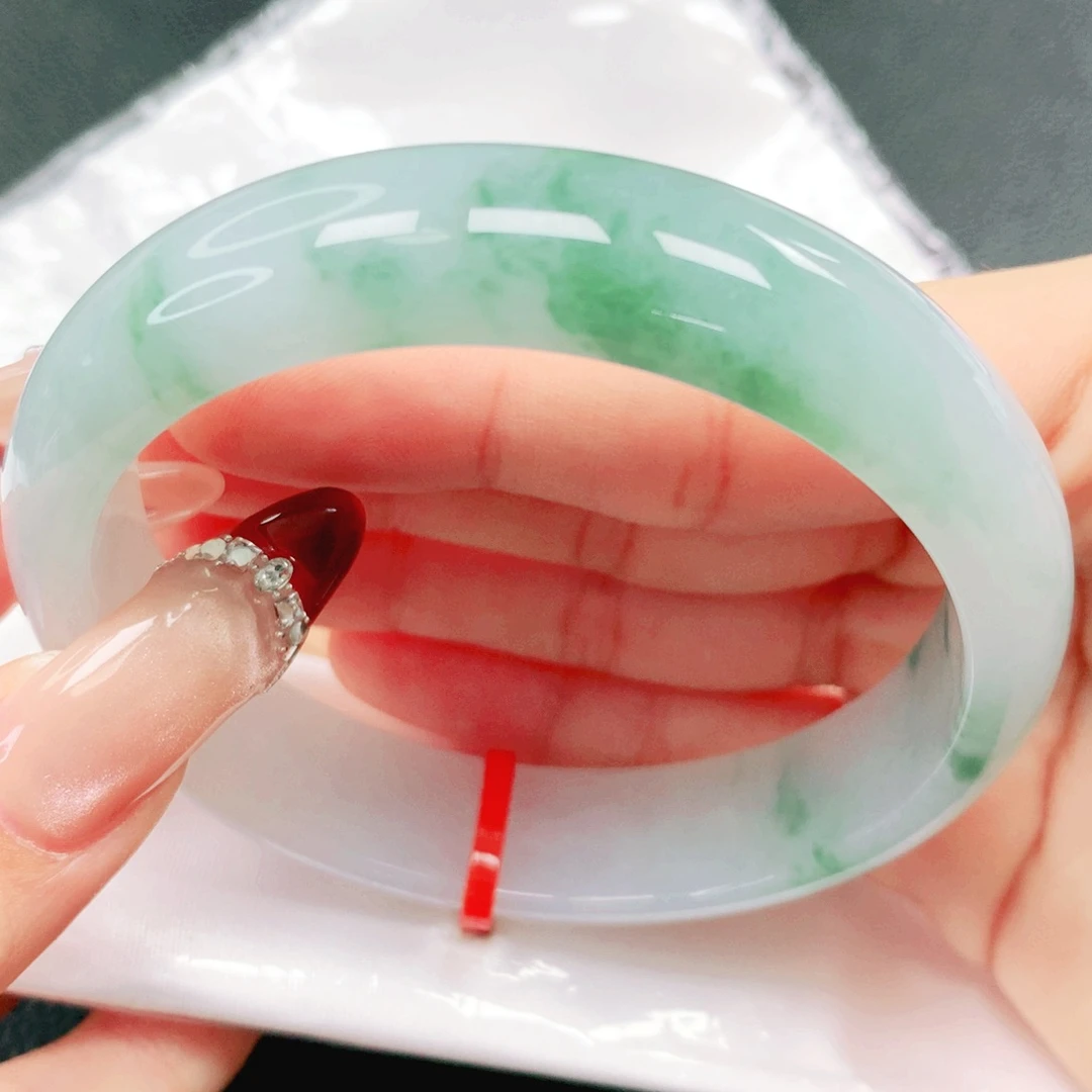 翡翠未镶嵌手镯60