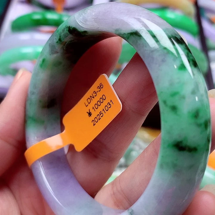 翡翠未镶嵌手镯翡翠