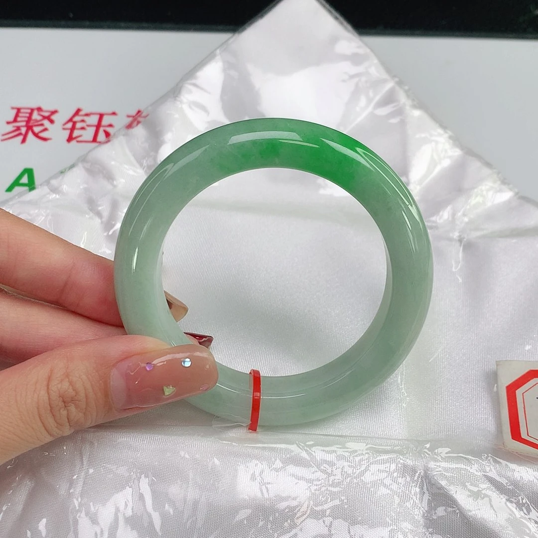 未镶嵌手镯翡翠005