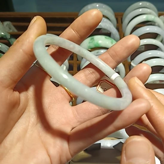 翡翠未镶嵌手链59.2圈口