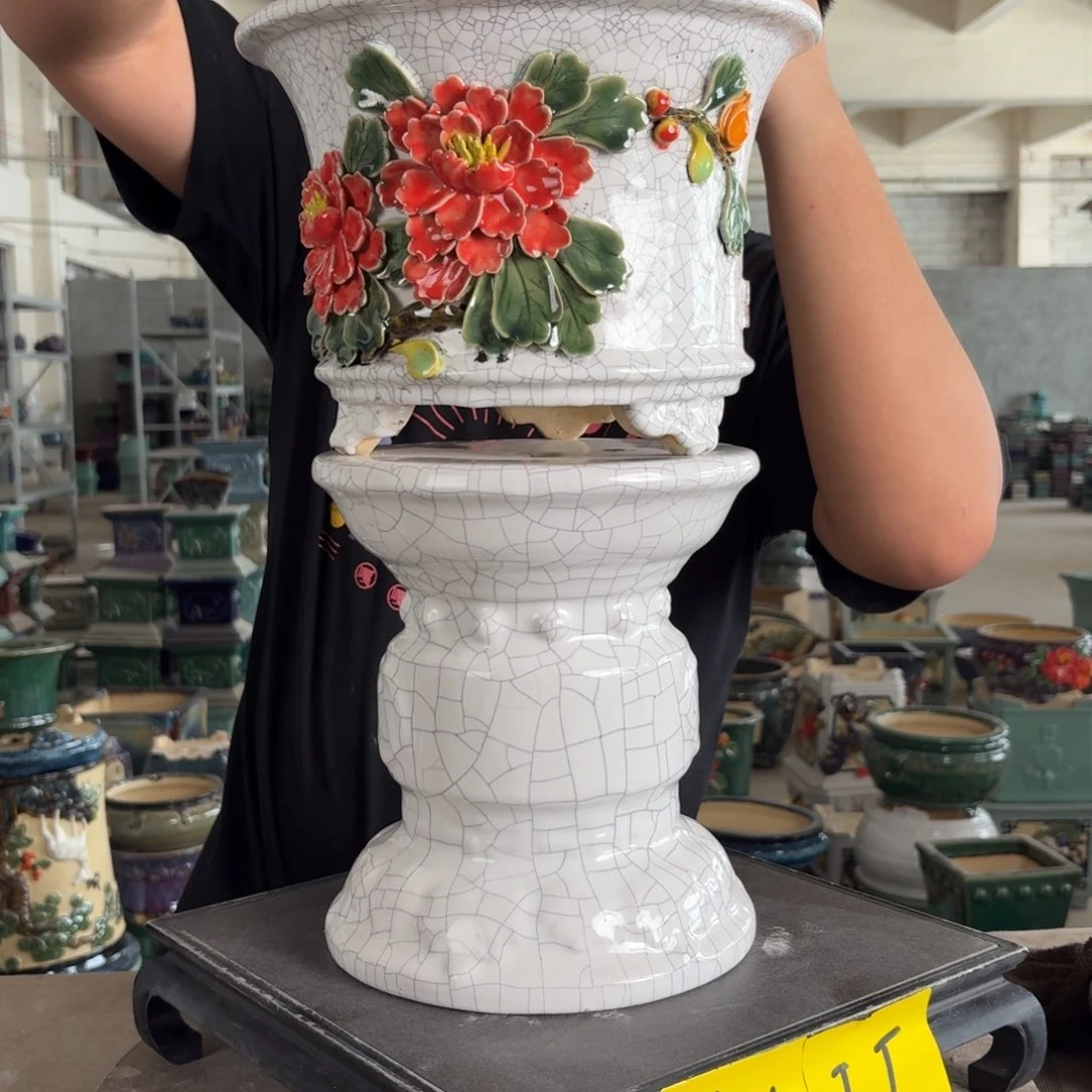 。一风堂石湾花盆 微瑕 内20*15 高42