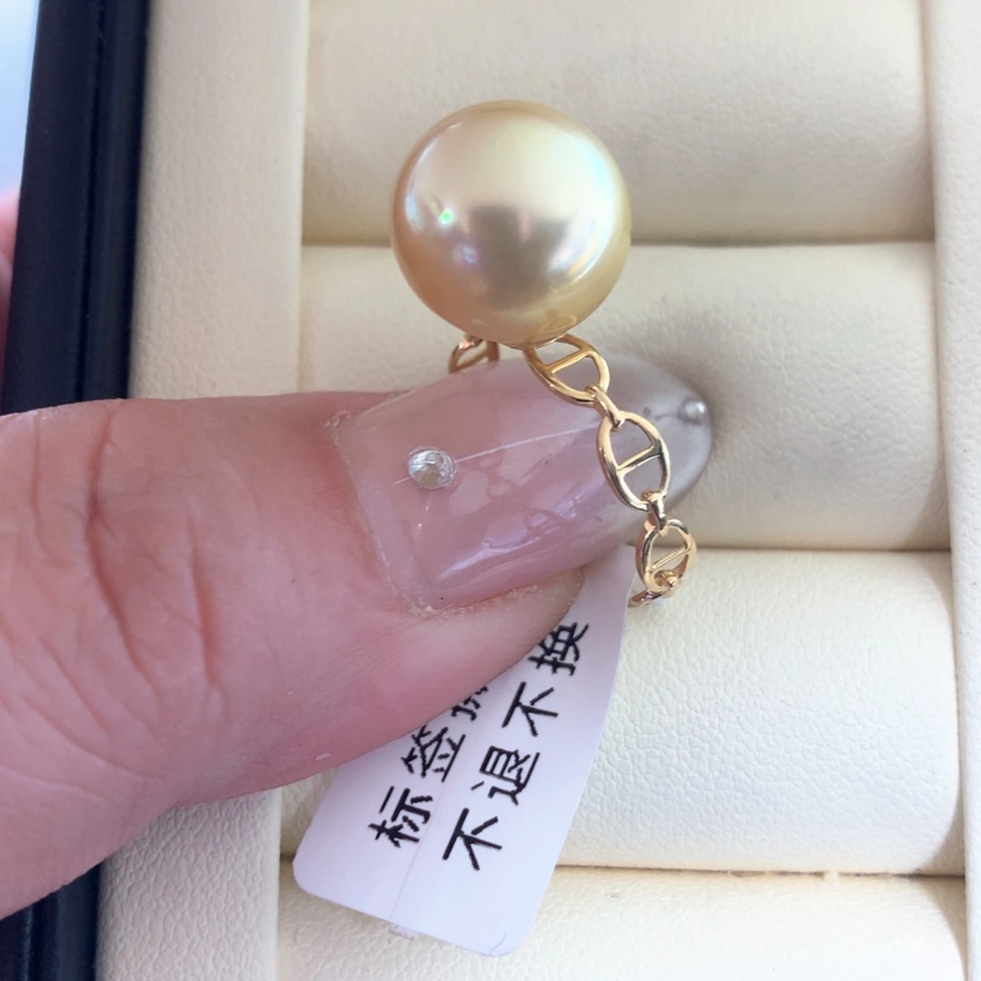 18K金镶嵌戒指海水珍珠