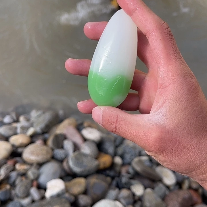 未镶嵌和田玉（糖玉）珠宝奇石