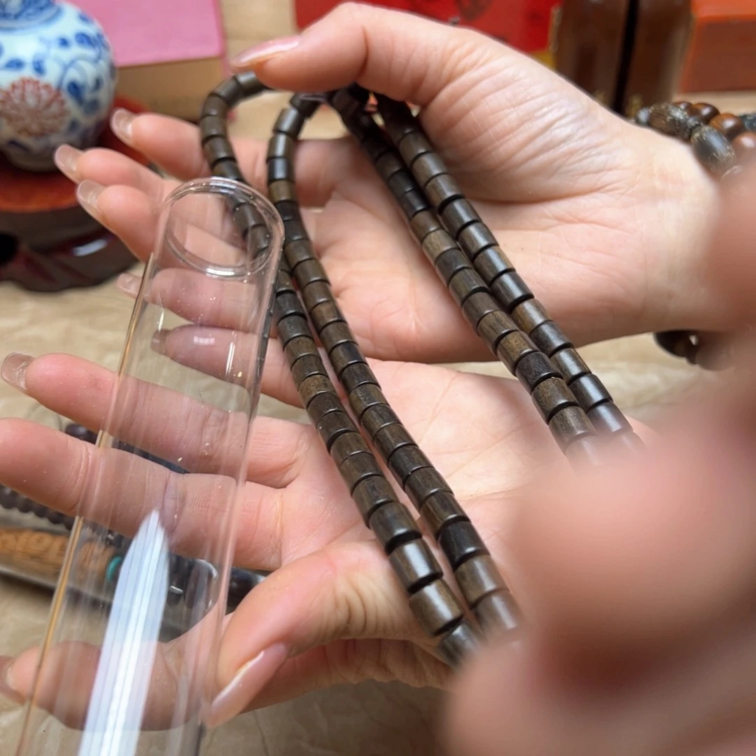 大叶紫檀（黑酸枝木类）