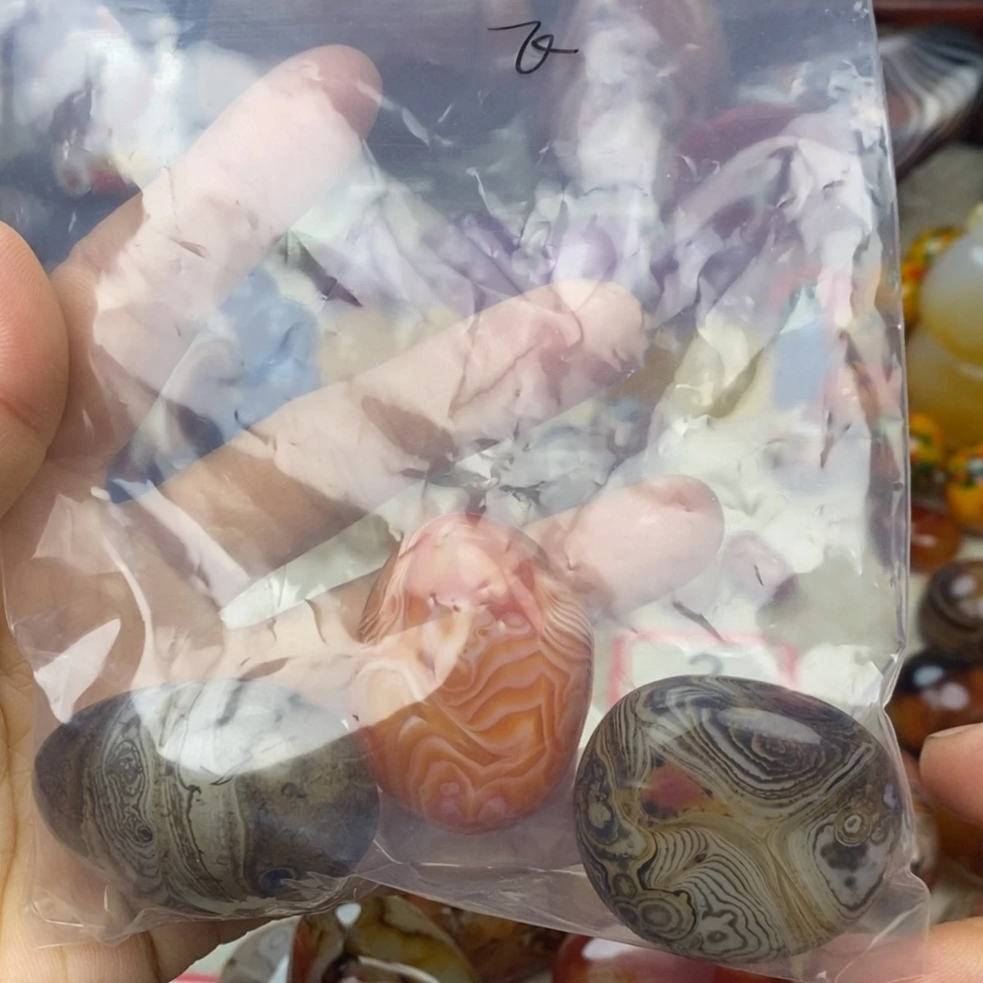 飝***玛瑙/玉髓未镶嵌颈饰