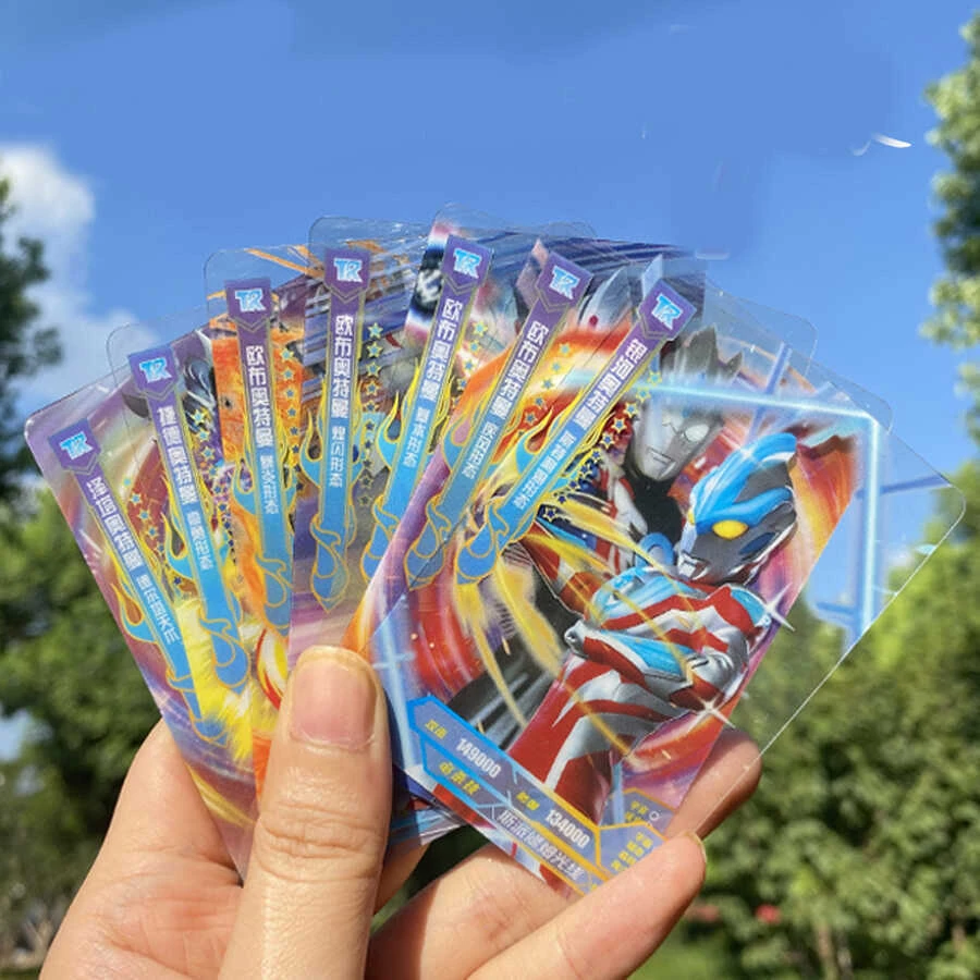 德国新款卡游奥特曼卡片稀有防水暑假大礼包塑料透明卡片儿童玩具