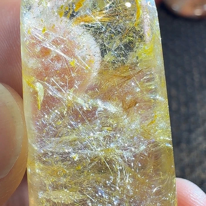 杨***亿吊坠(不含链)未镶嵌水晶