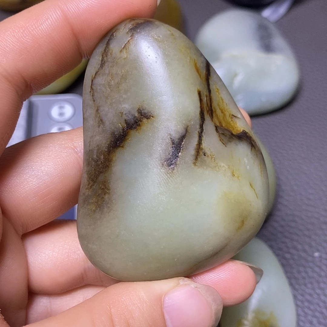 未镶嵌和田玉（糖玉）挂件