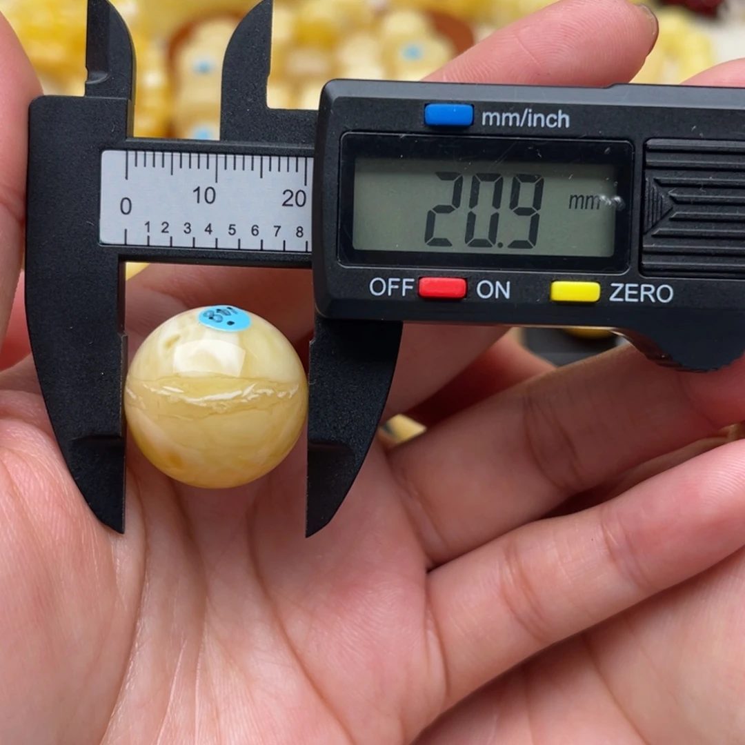 琥珀未镶嵌裸石蜜蜡圆珠笑