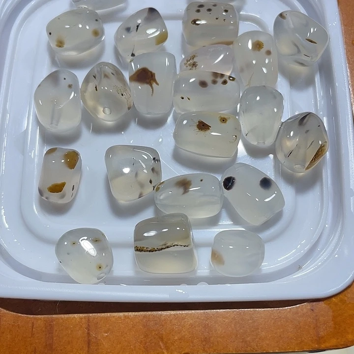 合金颈饰玛瑙/玉髓