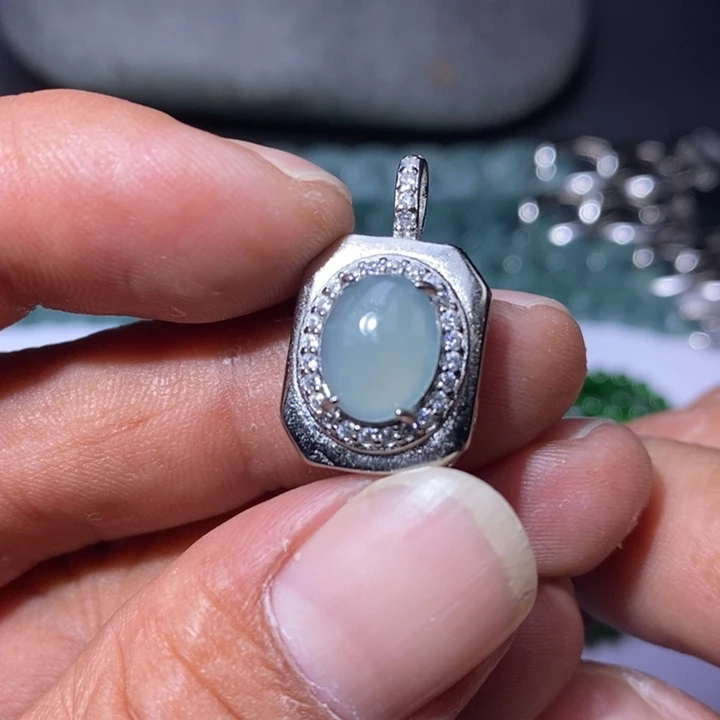 翡翠未镶嵌颈饰天然翡翠