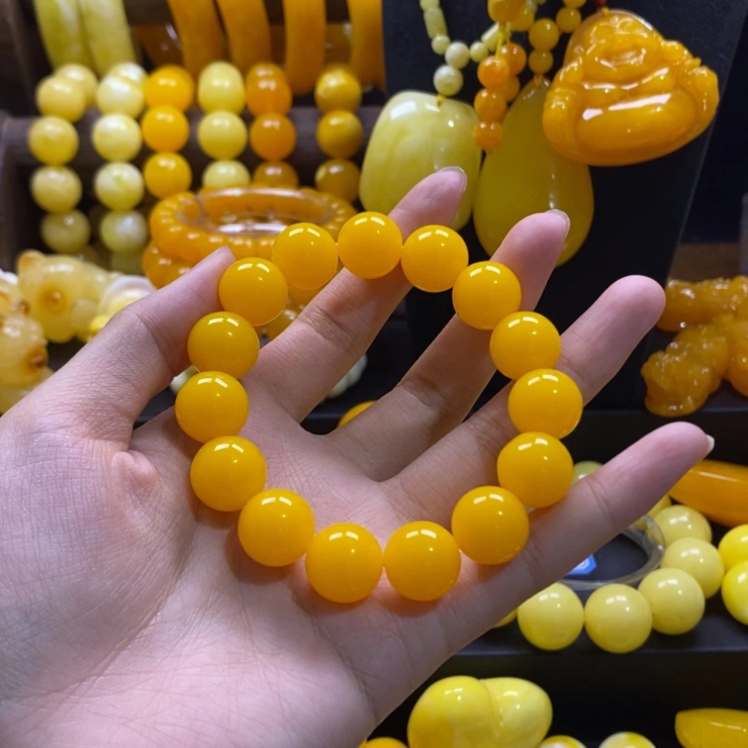 维***风非金属全品无暇鸡油黄手串