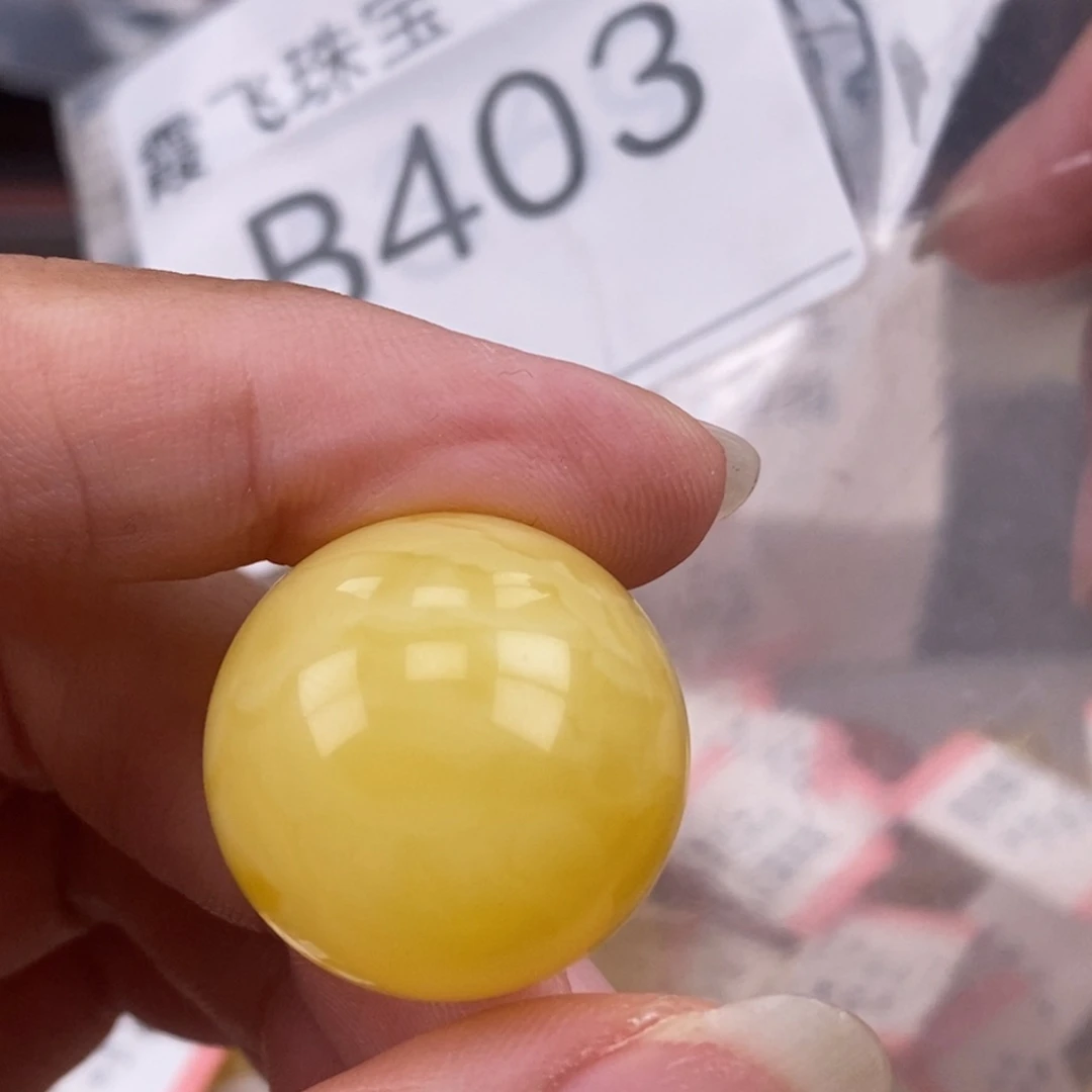 琥珀未镶嵌珠宝奇石22