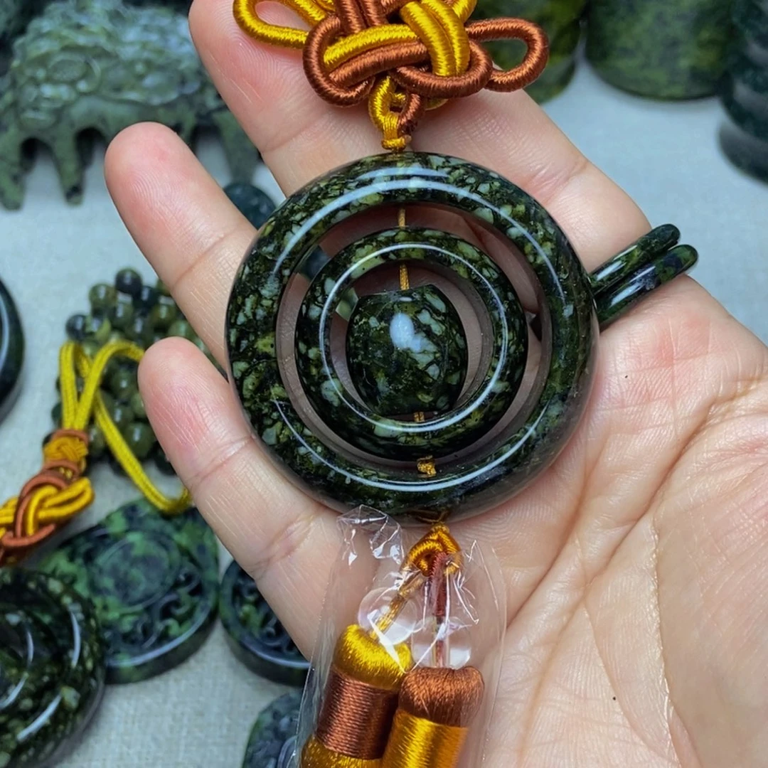 蛇纹石玉和合未镶嵌善*