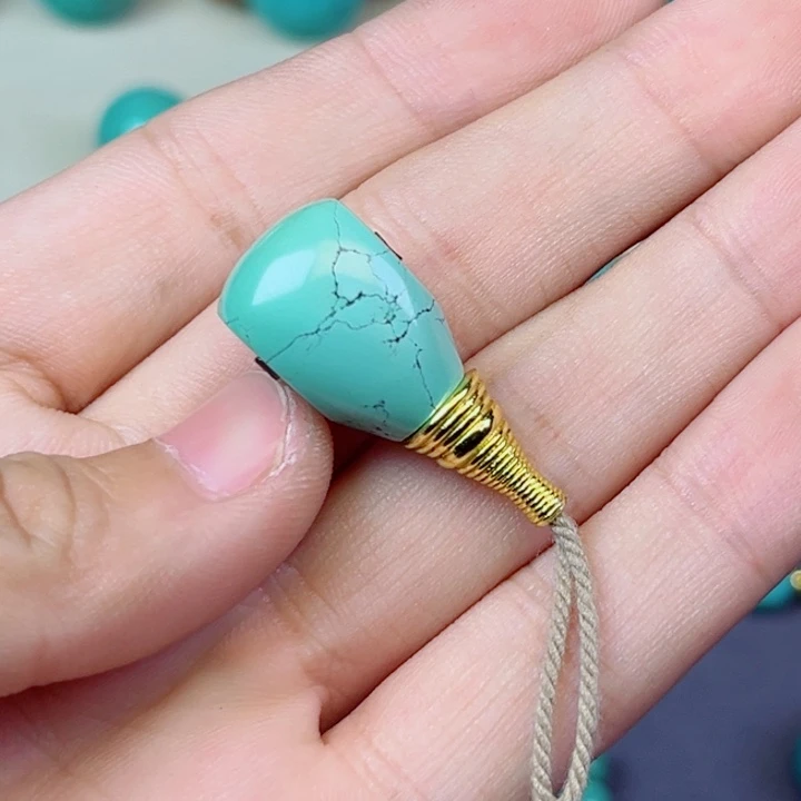 绿松石未镶嵌绿松石