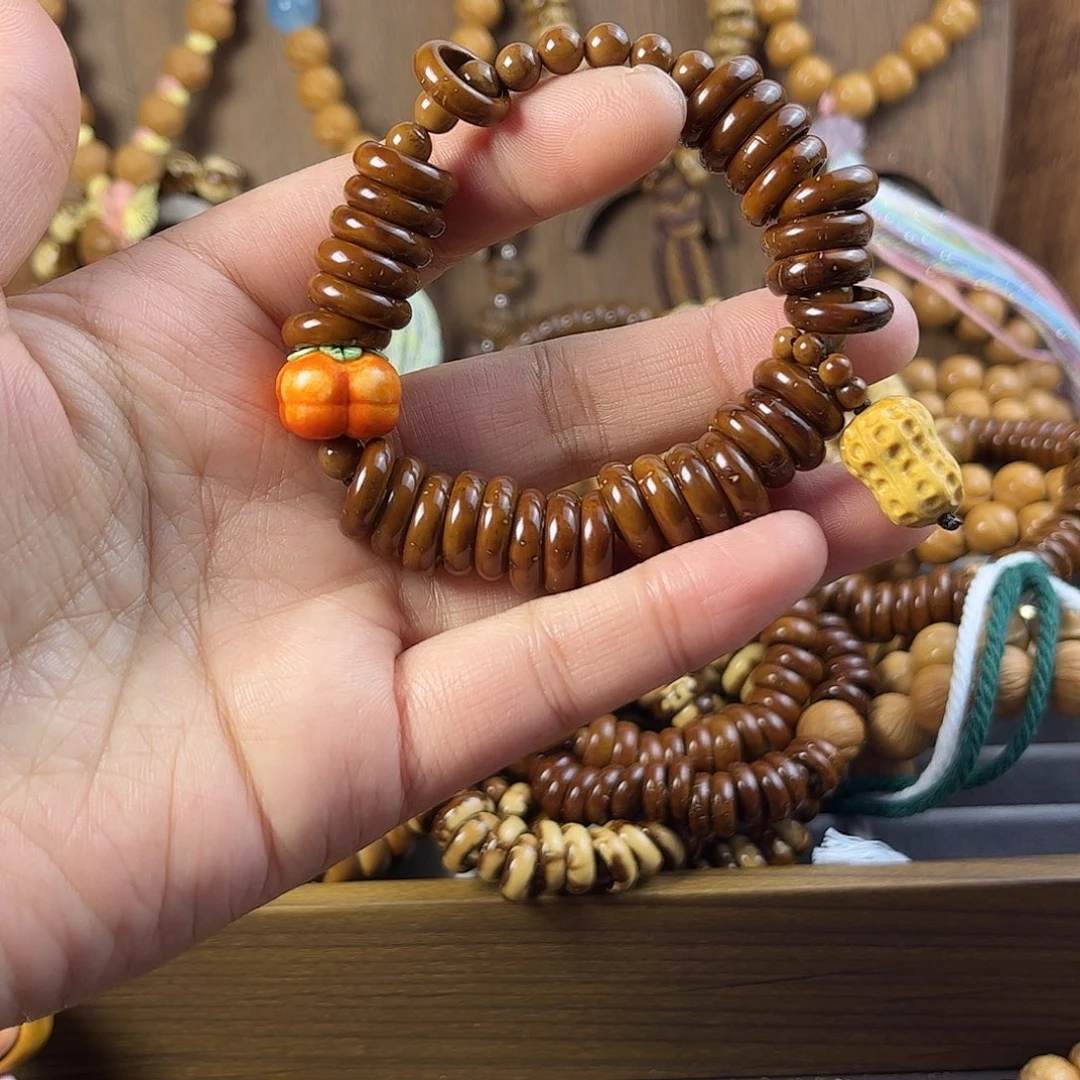 紫金鼠吊坠紫金鼠手串手持碗肠标题